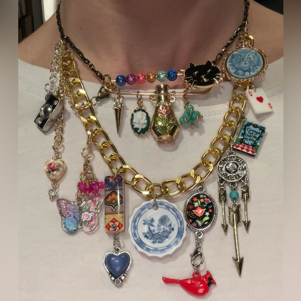 Charm necklace ✨🌈